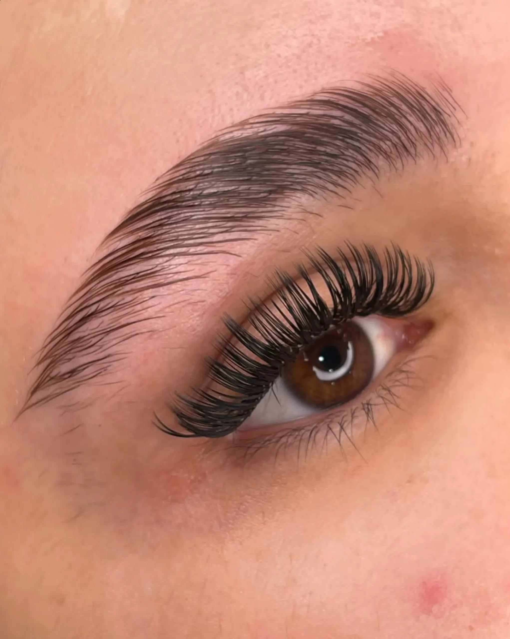 clumped lash extensions fixing