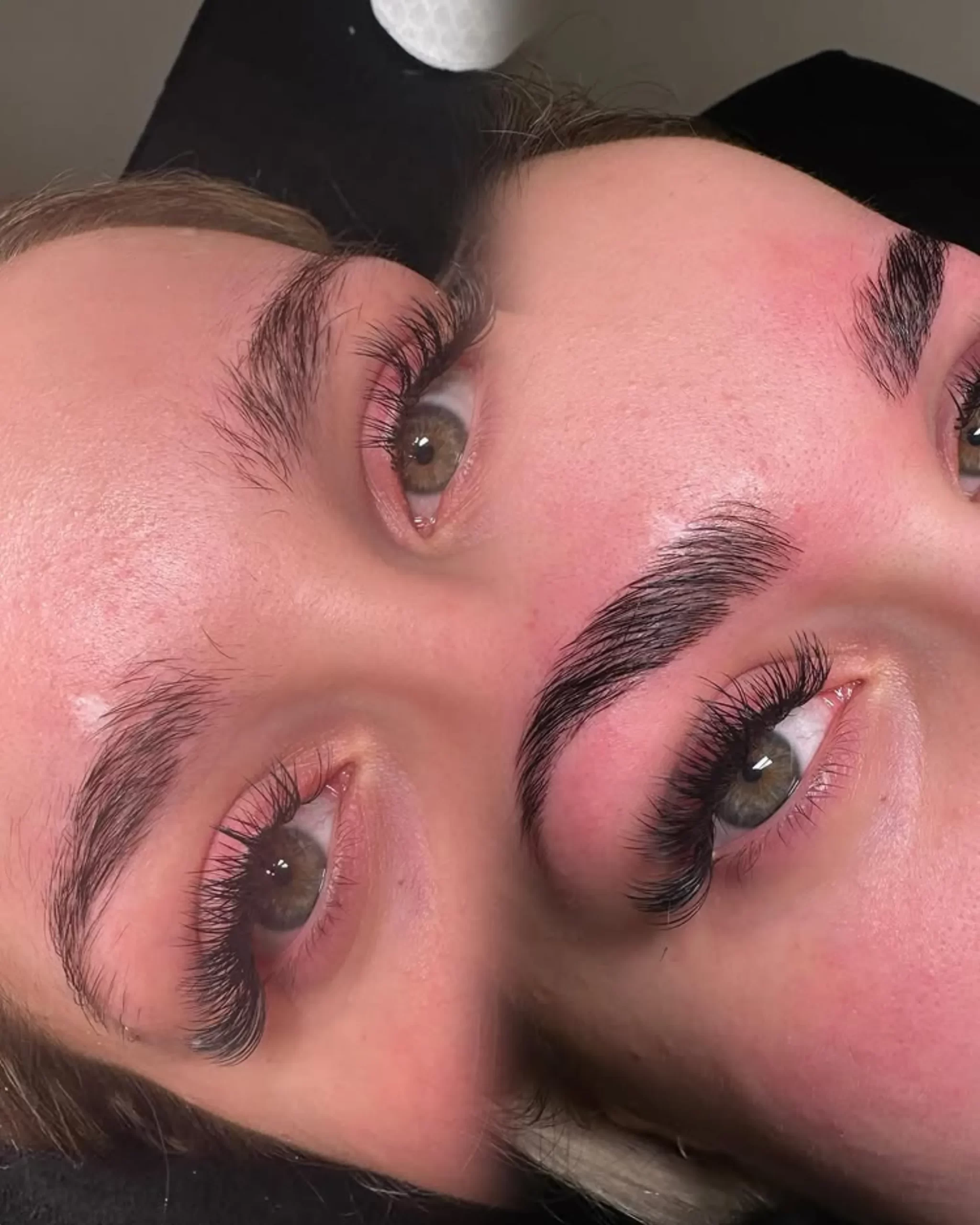 feather stroke eyebrow
